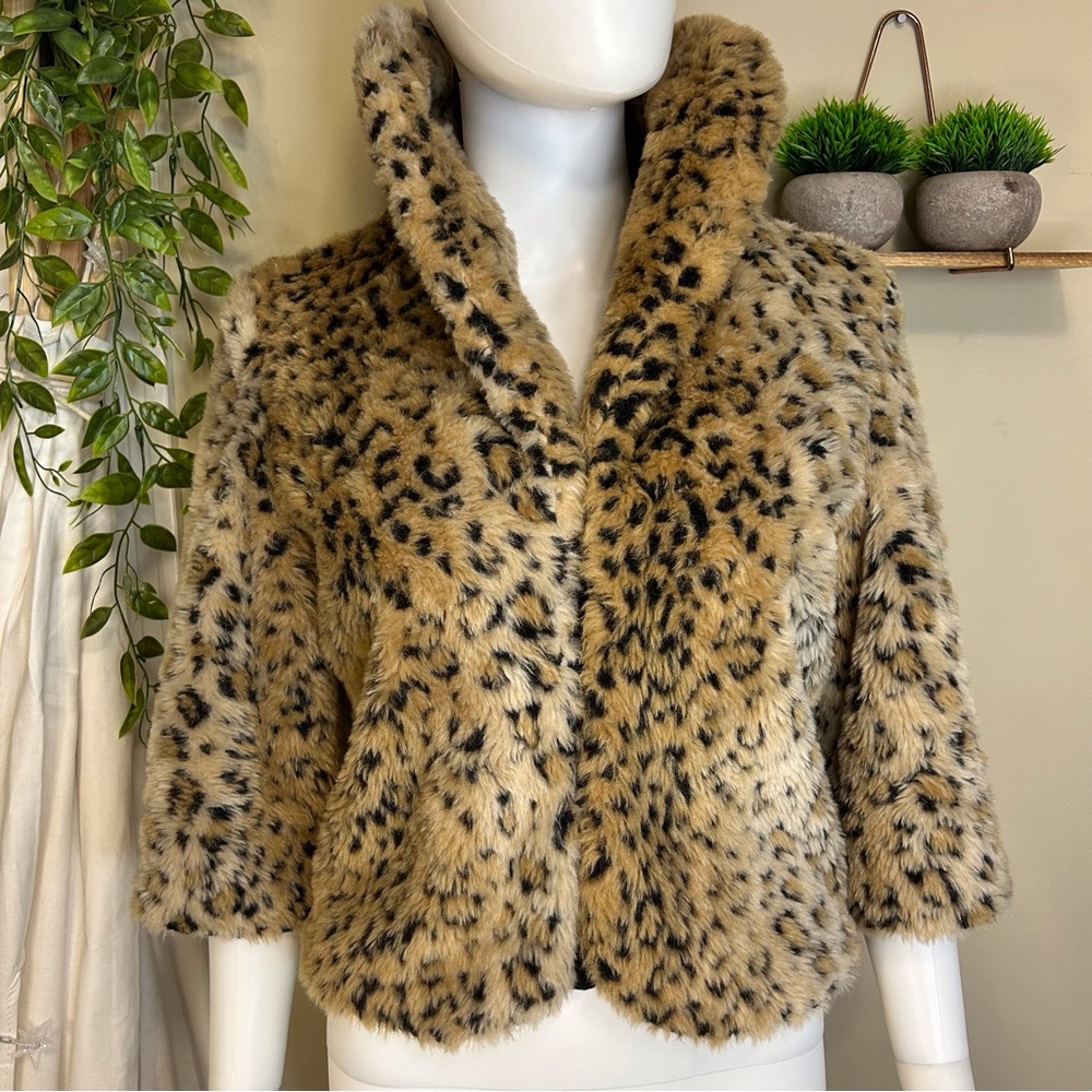 Luz Animal Print Cheetah Faux Fur 3/4 Sleeve Crop Coat - Picture 5 of 15